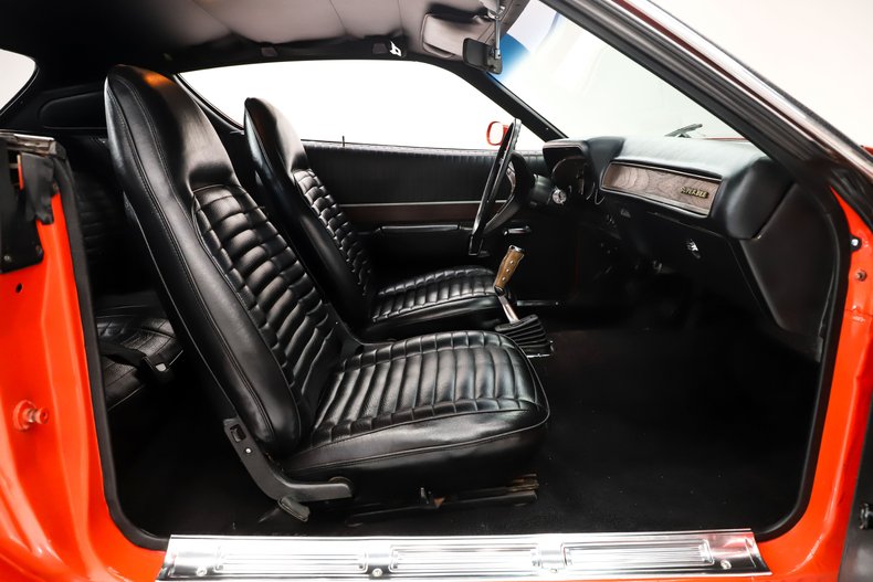 Dodge-Charger-1971-Hemi-Orange-Black-31