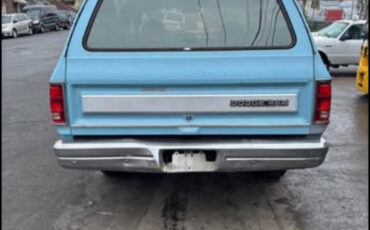 Dodge-Charger-1988-4