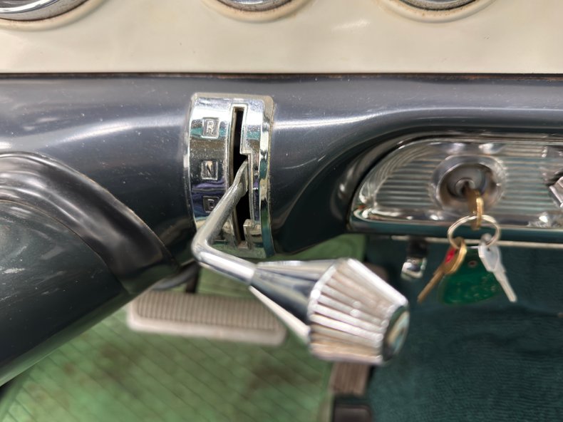 Dodge-Coronet-1955-Chiffon-Green-Green-10