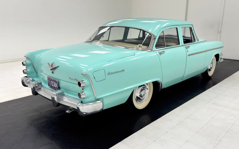 Dodge-Coronet-1955-Chiffon-Green-Green-16