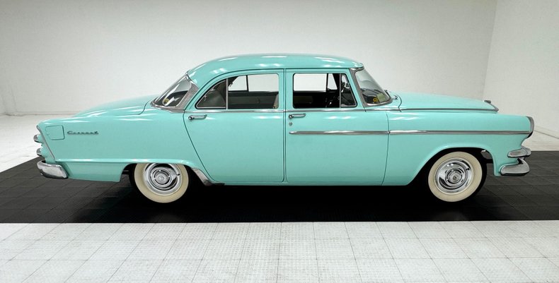 Dodge-Coronet-1955-Chiffon-Green-Green-17