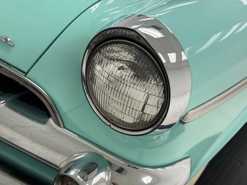 Dodge-Coronet-1955-Chiffon-Green-Green-21