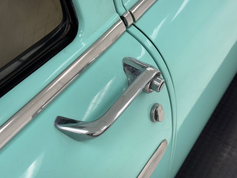 Dodge-Coronet-1955-Chiffon-Green-Green-24