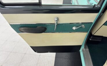 Dodge-Coronet-1955-Chiffon-Green-Green-35