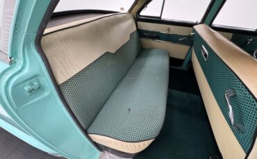 Dodge-Coronet-1955-Chiffon-Green-Green-38