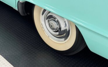 Dodge-Coronet-1955-Chiffon-Green-Green-43