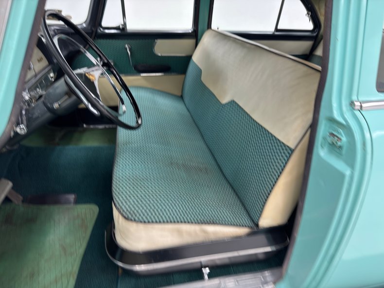 Dodge-Coronet-1955-Chiffon-Green-Green-48