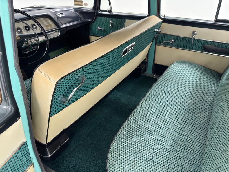 Dodge-Coronet-1955-Chiffon-Green-Green-8