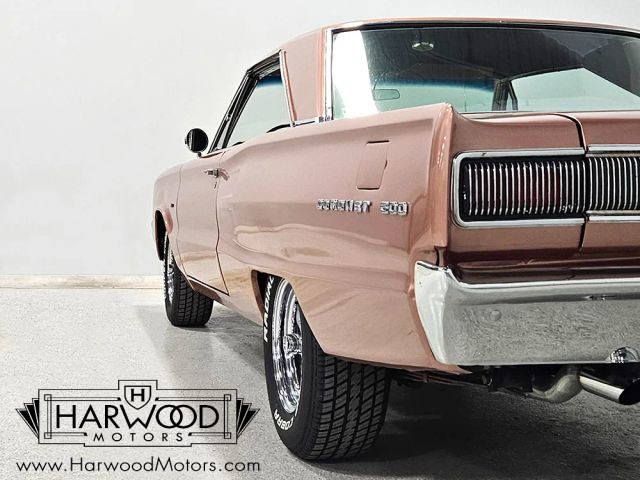 Dodge-Coronet-1967-Coupe-34