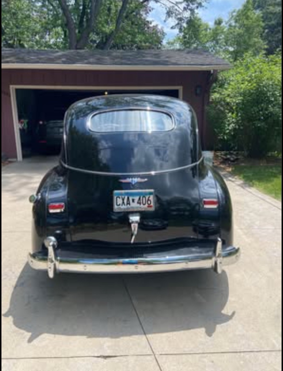Dodge-Custom-1940-Sedan-2