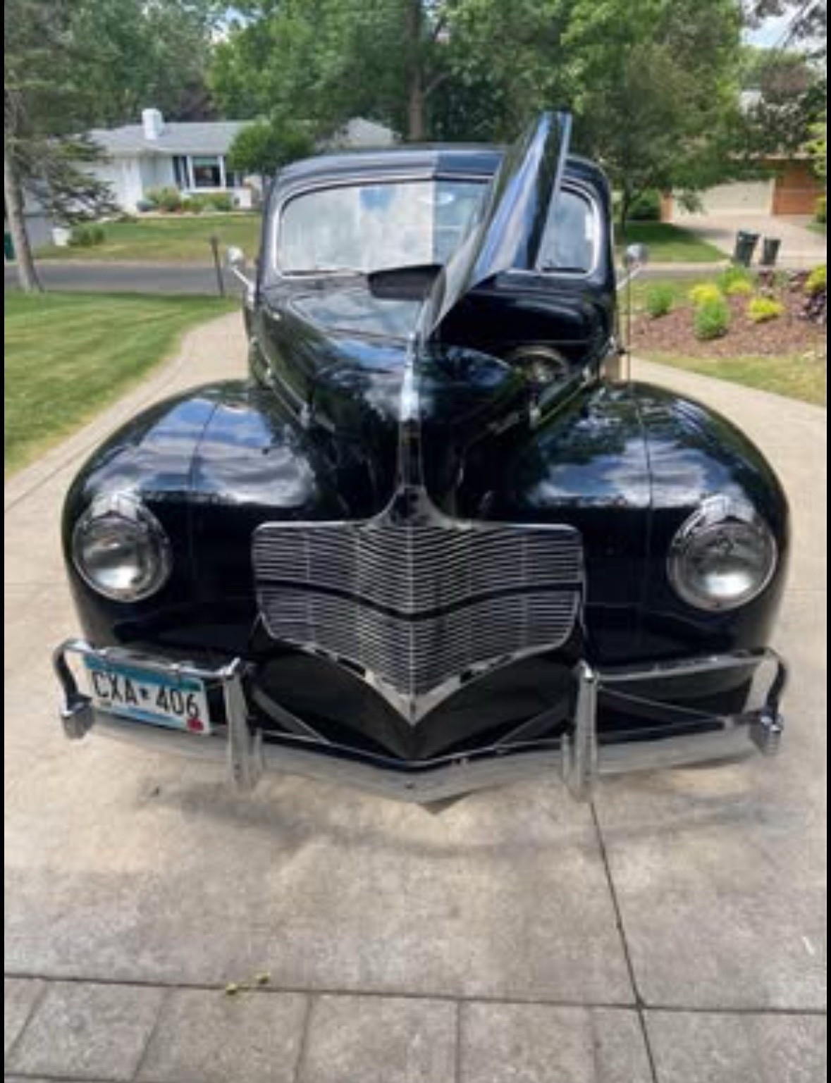 Dodge-Custom-1940-Sedan-3