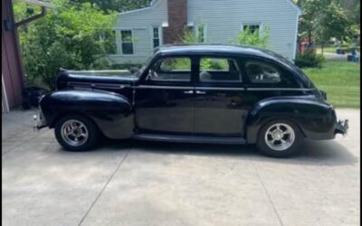 Dodge Custom 1940 Sedan