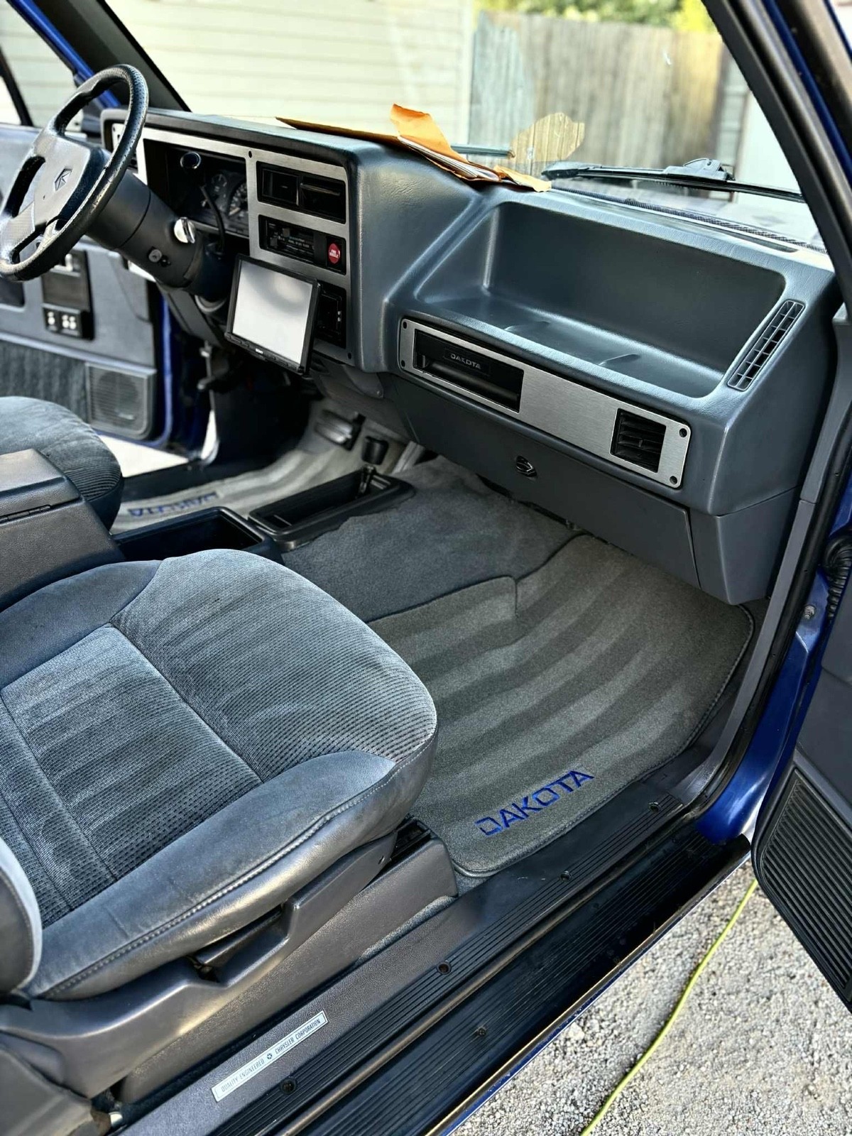 Dodge-Dakota-1990-14