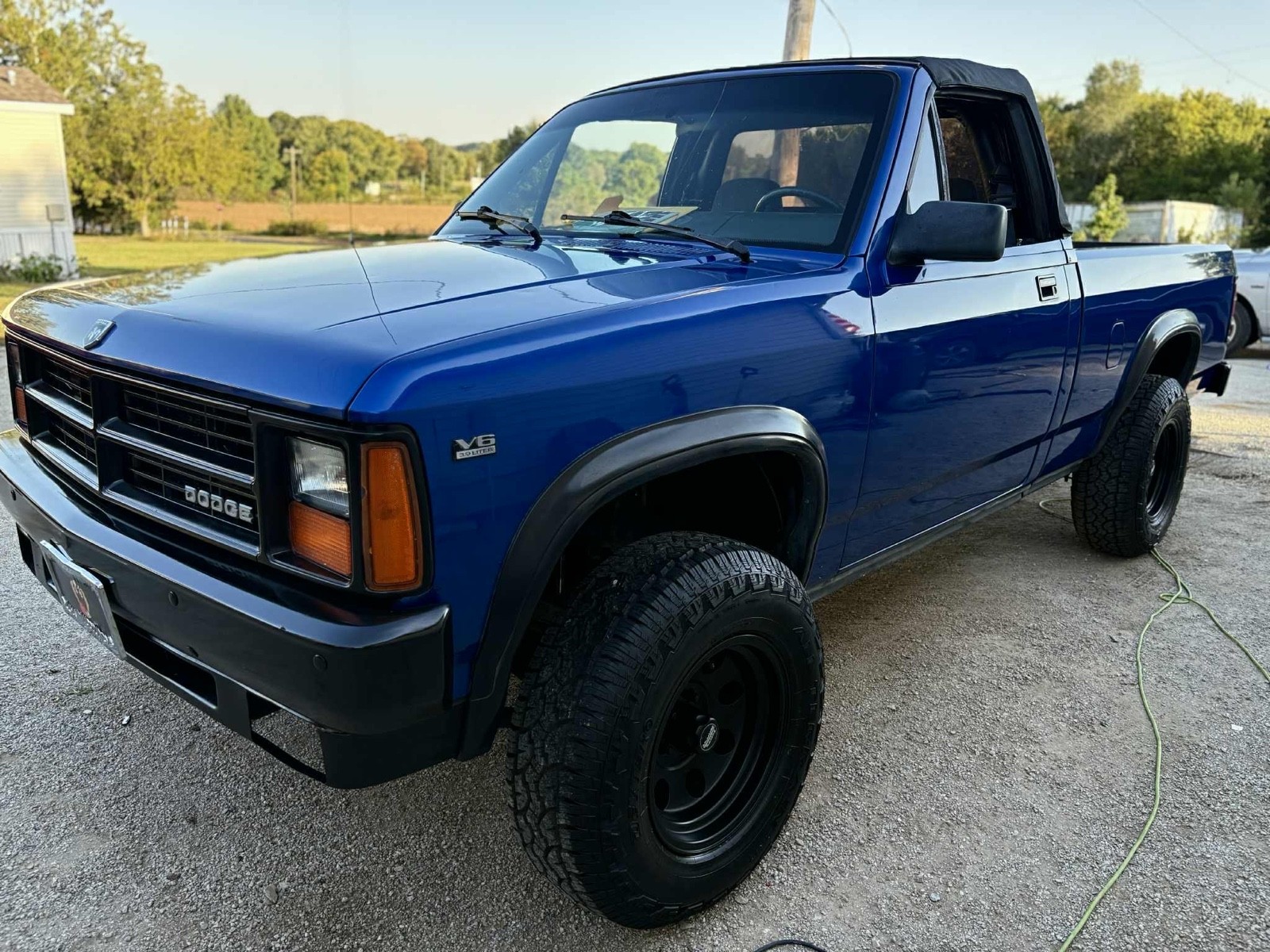 Dodge-Dakota-1990
