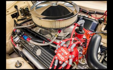 Dodge-Dart-1968-Pale-Yellow-With-Black-Hood-Tan-10