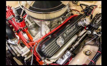 Dodge-Dart-1968-Pale-Yellow-With-Black-Hood-Tan-12