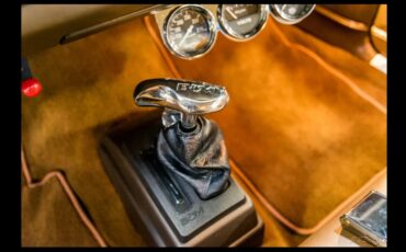 Dodge-Dart-1968-Pale-Yellow-With-Black-Hood-Tan-15