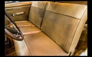 Dodge-Dart-1968-Pale-Yellow-With-Black-Hood-Tan-16