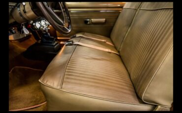 Dodge-Dart-1968-Pale-Yellow-With-Black-Hood-Tan-17