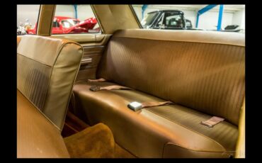 Dodge-Dart-1968-Pale-Yellow-With-Black-Hood-Tan-18