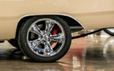 Dodge-Dart-1968-Pale-Yellow-With-Black-Hood-Tan-3