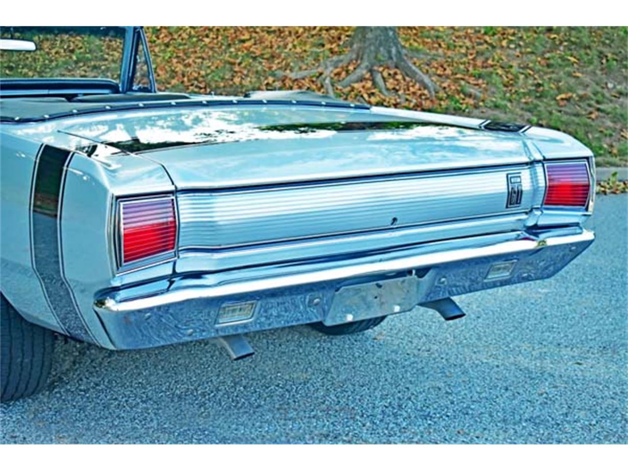 Dodge-Dart-gt-1967-Silver-BlackSilver-11