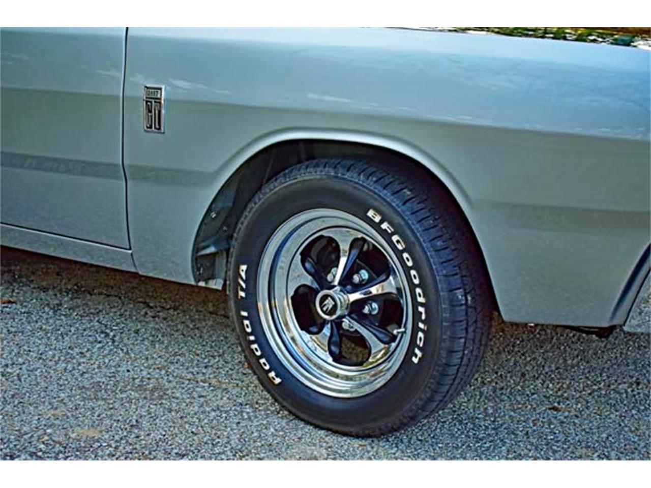 Dodge-Dart-gt-1967-Silver-BlackSilver-17