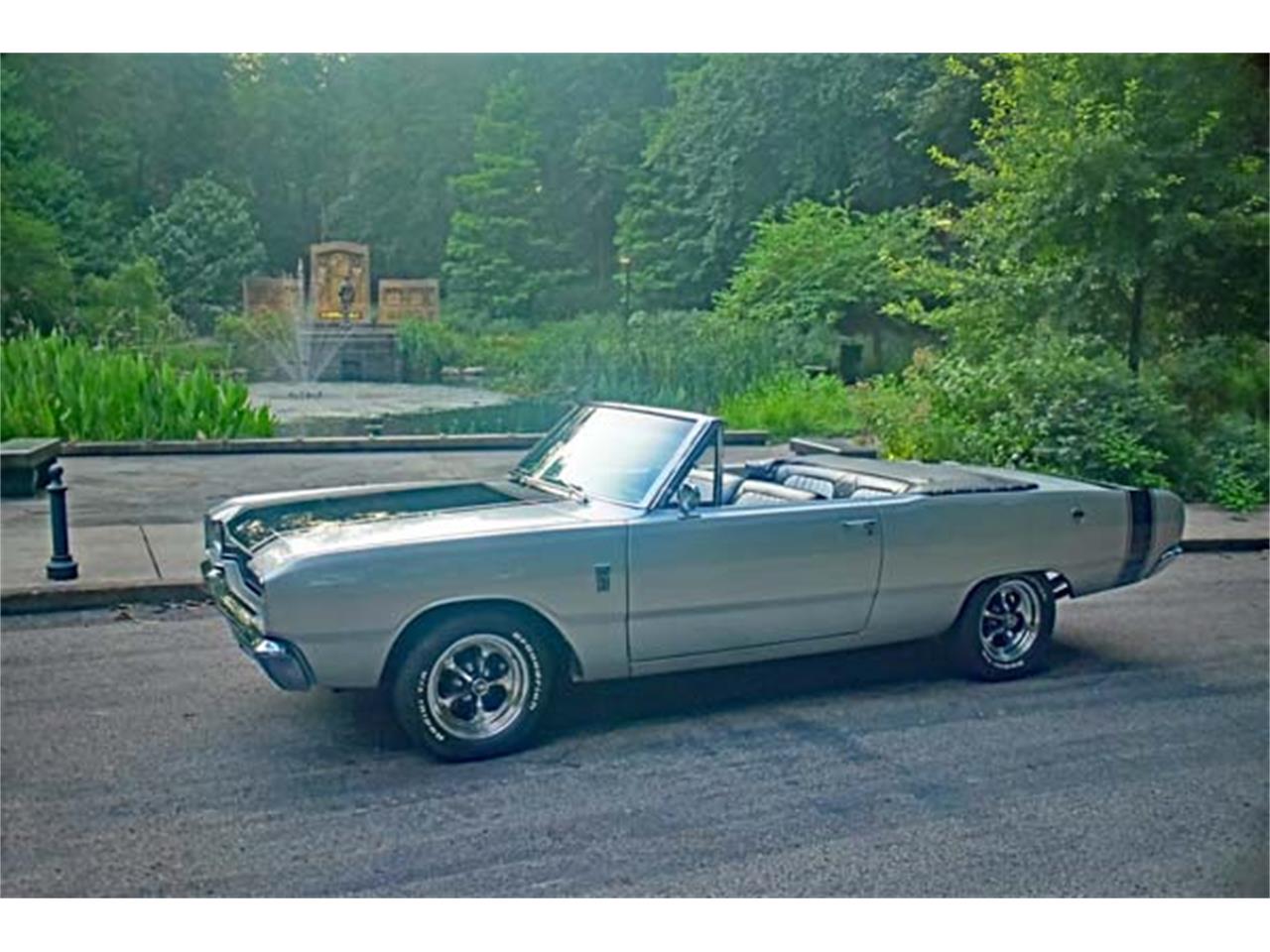 Dodge-Dart-gt-1967-Silver-BlackSilver-22