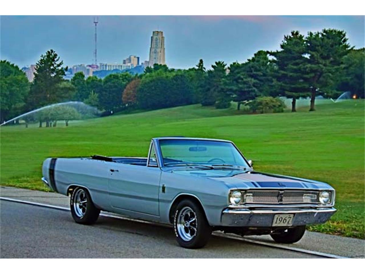 Dodge-Dart-gt-1967-Silver-BlackSilver-32