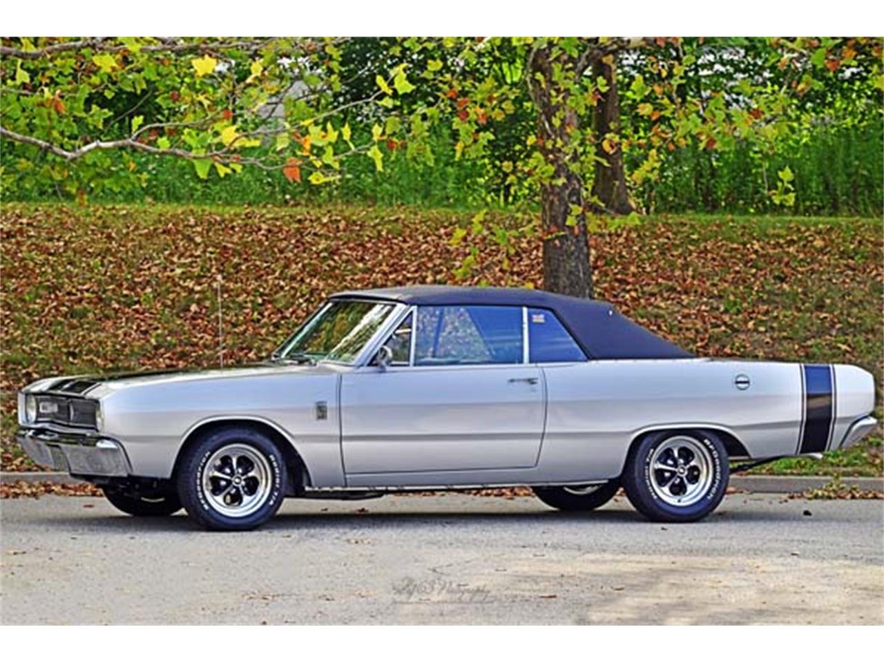 Dodge-Dart-gt-1967-Silver-BlackSilver-34