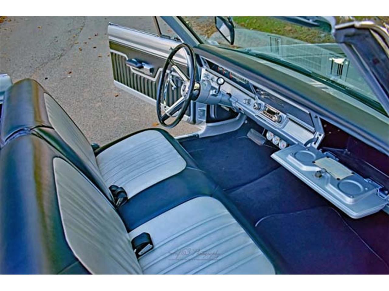 Dodge-Dart-gt-1967-Silver-BlackSilver-39