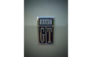 Dodge-Dart-gt-1967-Silver-BlackSilver-48