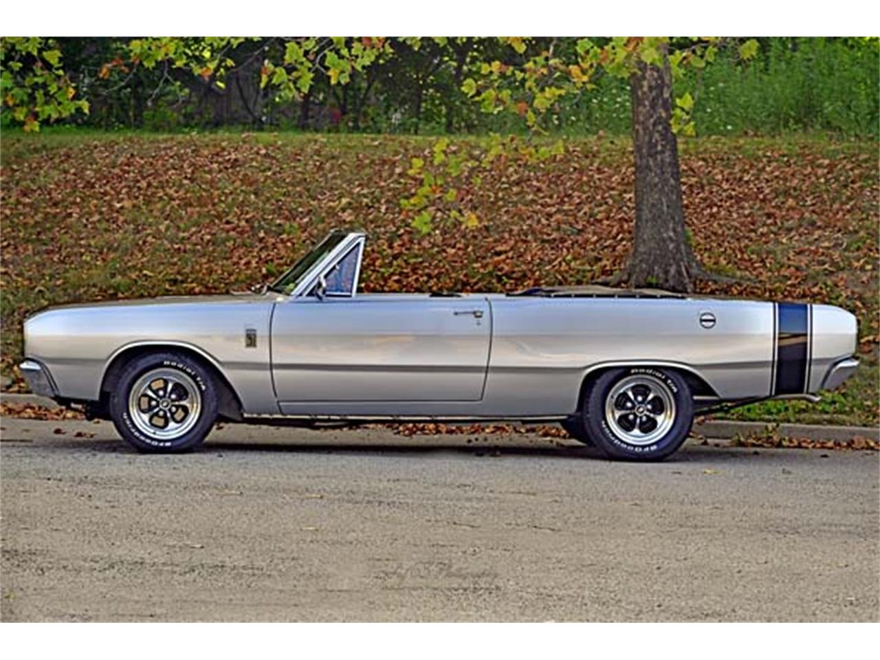 Dodge-Dart-gt-1967-Silver-BlackSilver-68