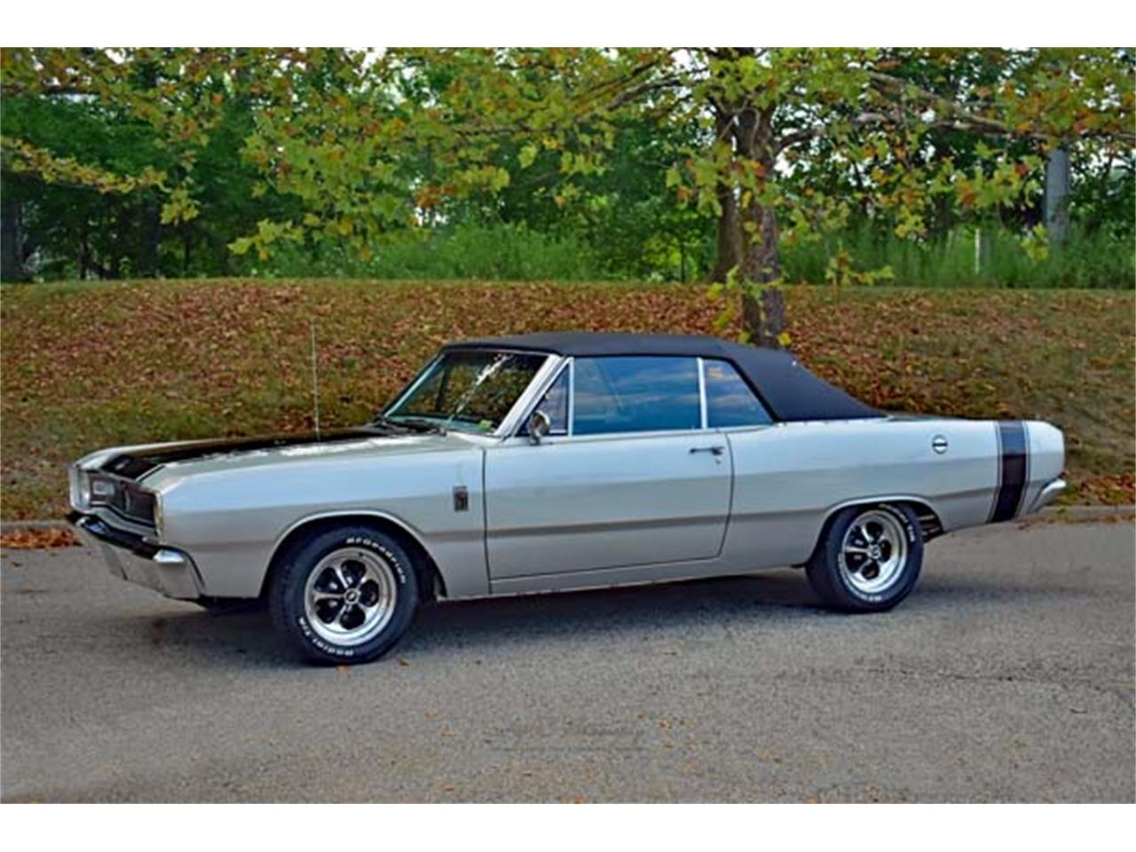 Dodge-Dart-gt-1967-Silver-BlackSilver-70