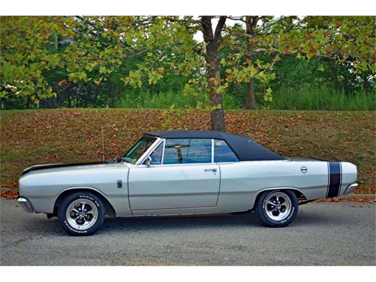 Dodge-Dart-gt-1967-Silver-BlackSilver-77