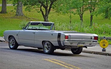 Dodge-Dart-gt-1967-Silver-BlackSilver-86