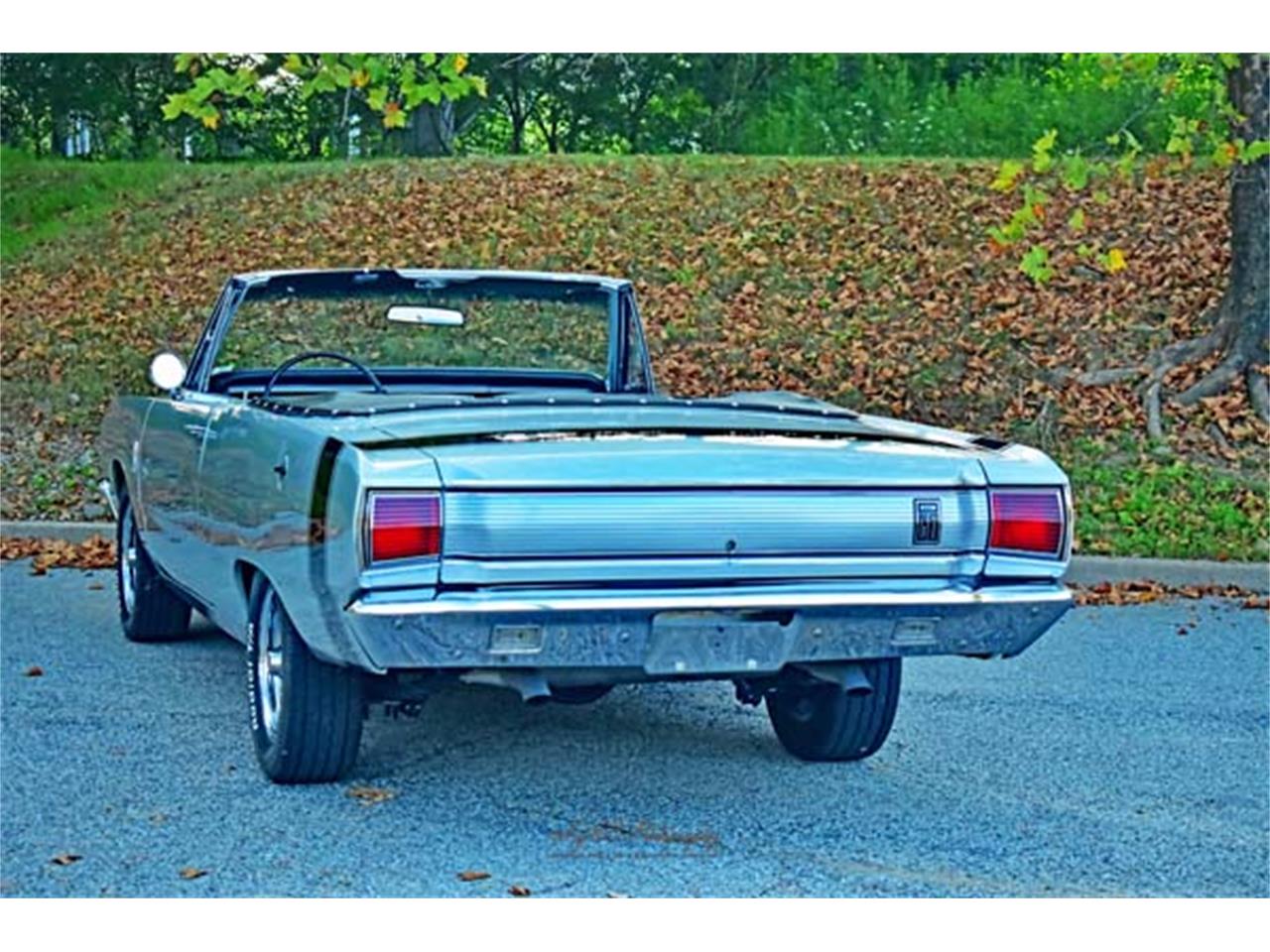 Dodge-Dart-gt-1967-Silver-BlackSilver