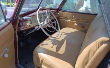 Dodge-Deluxe-1940-1