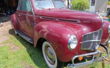 Dodge-Deluxe-1940