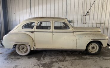 Dodge-Deluxe-1947-Sedan-7