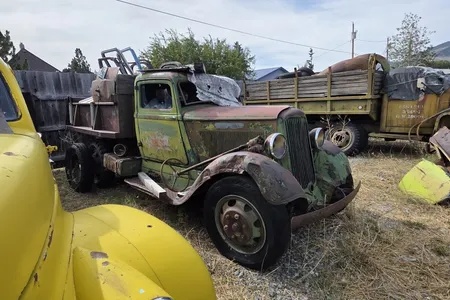 Dodge-Dodge-brothers-1938-Brown-Brown-3