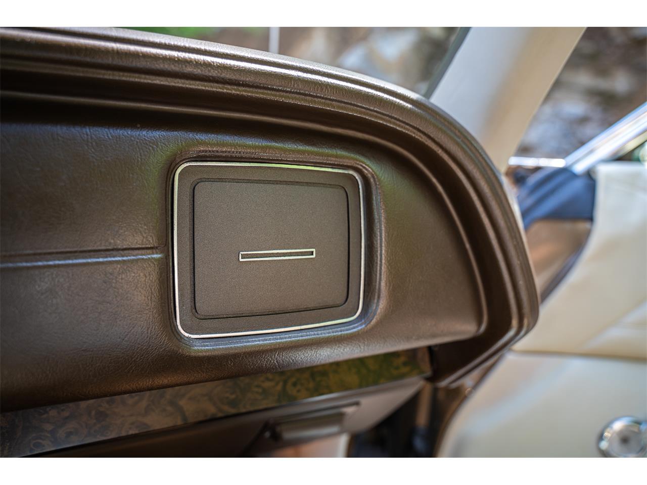 Dodge-Monaco-1975-Brown-Beige-13