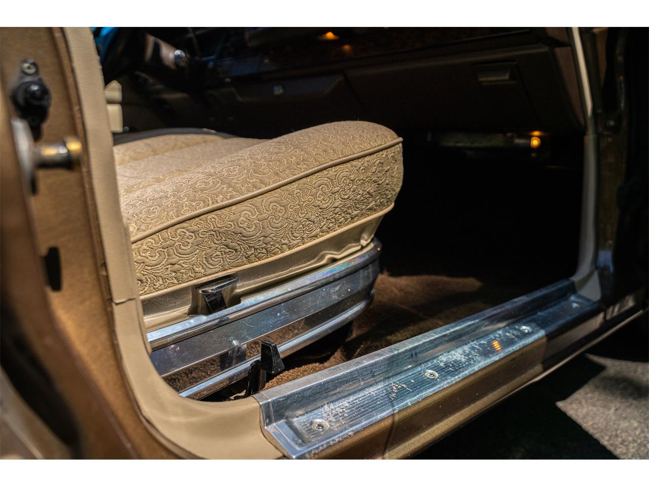 Dodge-Monaco-1975-Brown-Beige-17