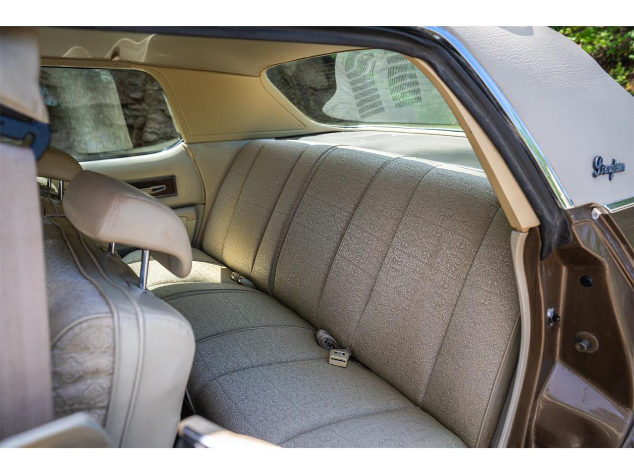 Dodge-Monaco-1975-Brown-Beige-22