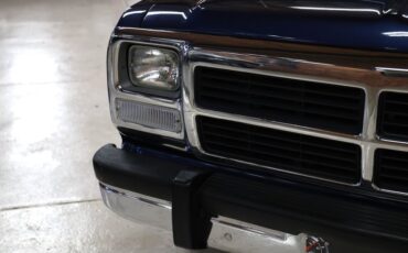 Dodge-Other-1992-Dark-Spectrum-Blue-M-Gray-1