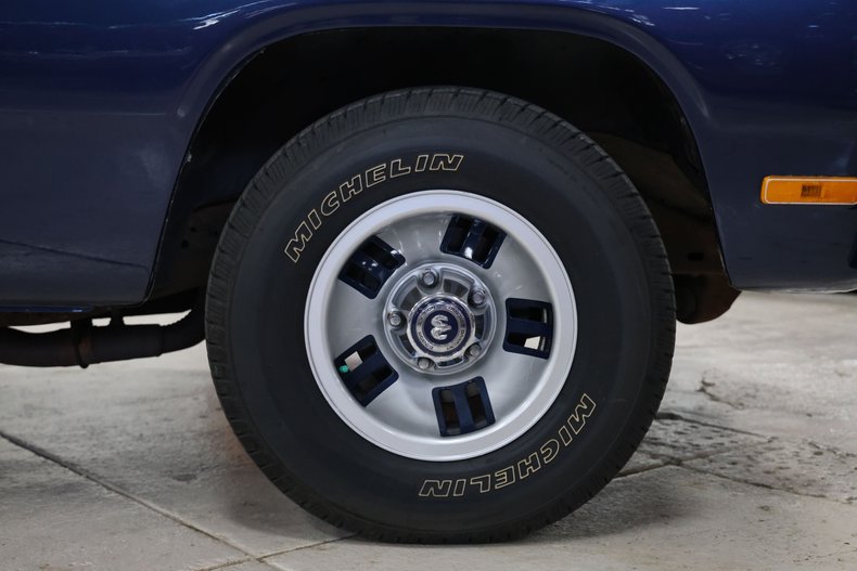 Dodge-Other-1992-Dark-Spectrum-Blue-M-Gray-17