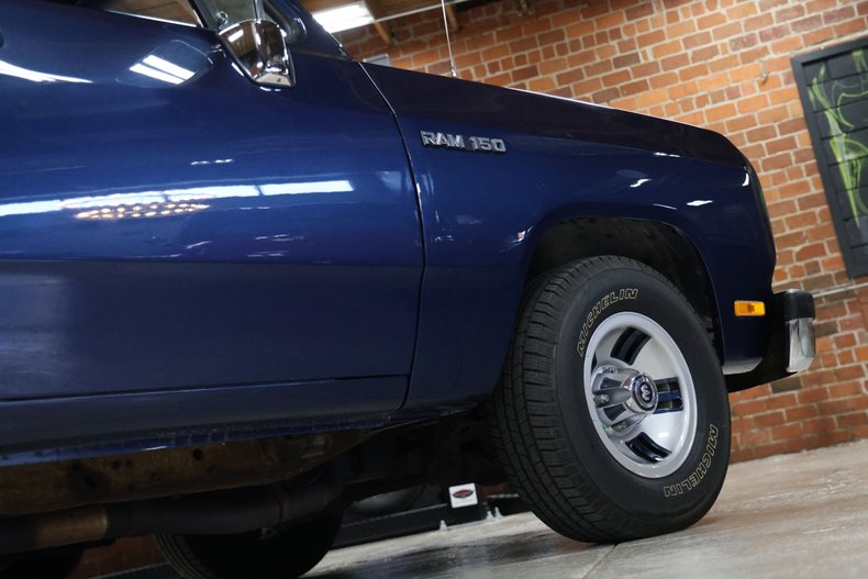 Dodge-Other-1992-Dark-Spectrum-Blue-M-Gray-29