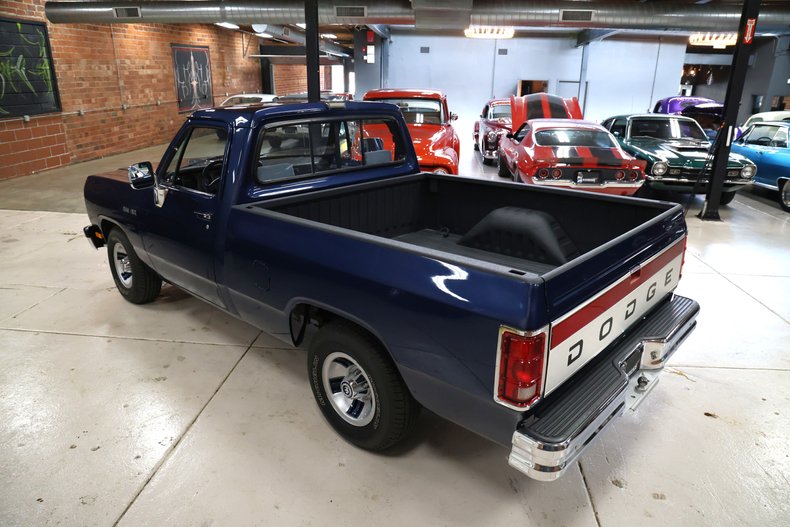 Dodge-Other-1992-Dark-Spectrum-Blue-M-Gray-38