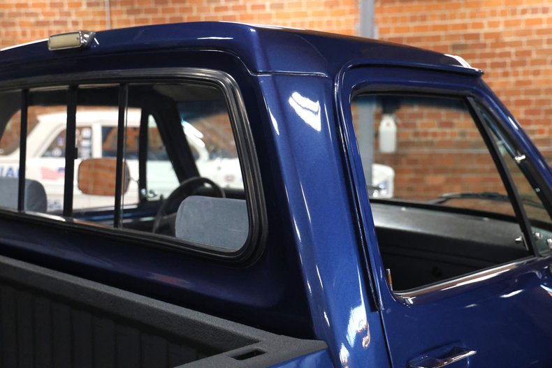 Dodge-Other-1992-Dark-Spectrum-Blue-M-Gray-48