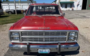 Dodge-Other-Pickups-1979-Pickup-Truck-4